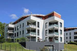 Exklusive 3-Zi.-Wohnung mit Tiefgarage, Balkon & hochwertiger Ausstattung – Die vollständige Adresse der Immobilie erhältst du vom Anbieter., 9117 Rabenstein, Chemnitz – Vorschaubild 1