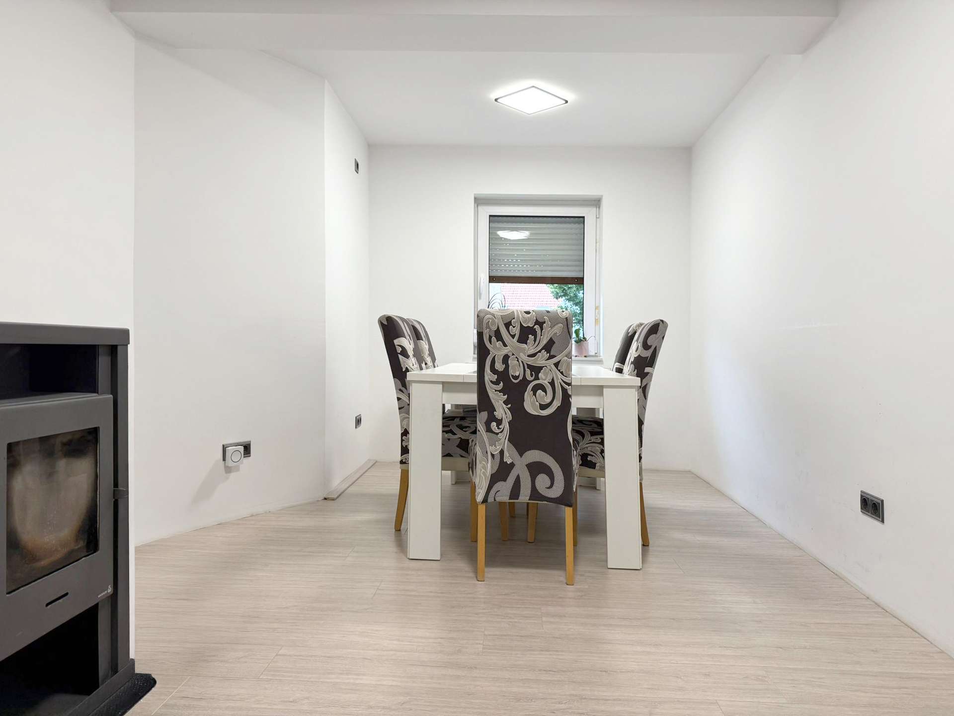 Immobilie in Hambrücken - Historischer Charme trifft moderne Technik: Familienidyll mit PV-Anlage & Naturteich in Hambrücken - Bild 1