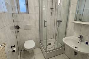 direkt am Marienplatz, renovierte 3 Zimmer Wohnung – Marienplatz 6, 70178 Karlshöhe, Stuttgart – Vorschaubild 2