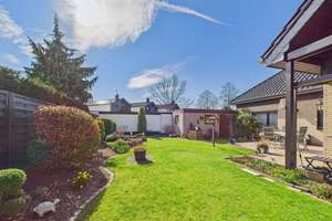 Großzügiger Walmdachbungalow mit Ausbaureserve - Familienfreundliches Wohnen in Sinnersdorf – Die vollständige Adresse der Immobilie erhältst du vom Anbieter., 50259 Pulheim – Vorschaubild 5
