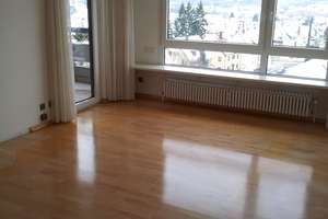Schöne lichtdurchflutete 3,5 Zi, uneinsehbar, toller Ausblick, gehobene Ausstattung; für Paar m.Kind – Mönchsbergstraße 89, 70435 Zuffenhausen-Mönchsberg, Stuttgart – Vorschaubild 2