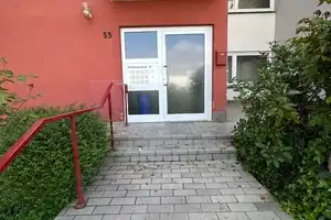 Helles & gepflegtes 1 Zimmerapartement mit Balkon in zentraler Lage von Wiesbaden! – Wittelsbacher Straße 33, 65189 Wiesbaden – Vorschaubild 14