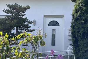 Wohntraum in Pöcking! Charmantes 3-Zi-Haus mit Garten und Garage, ca. 125m2 
 – Die vollständige Adresse der Immobilie erhältst du vom Anbieter., 82343 Pöcking – Vorschaubild 2