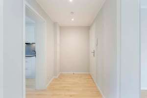 Sanierte und bezugsfreie 2-Zimmer Wohnung in zentraler Lage von Mülheim an der Ruhr – 45468 Altstadt II, Mülheim an der Ruhr – Vorschaubild 2