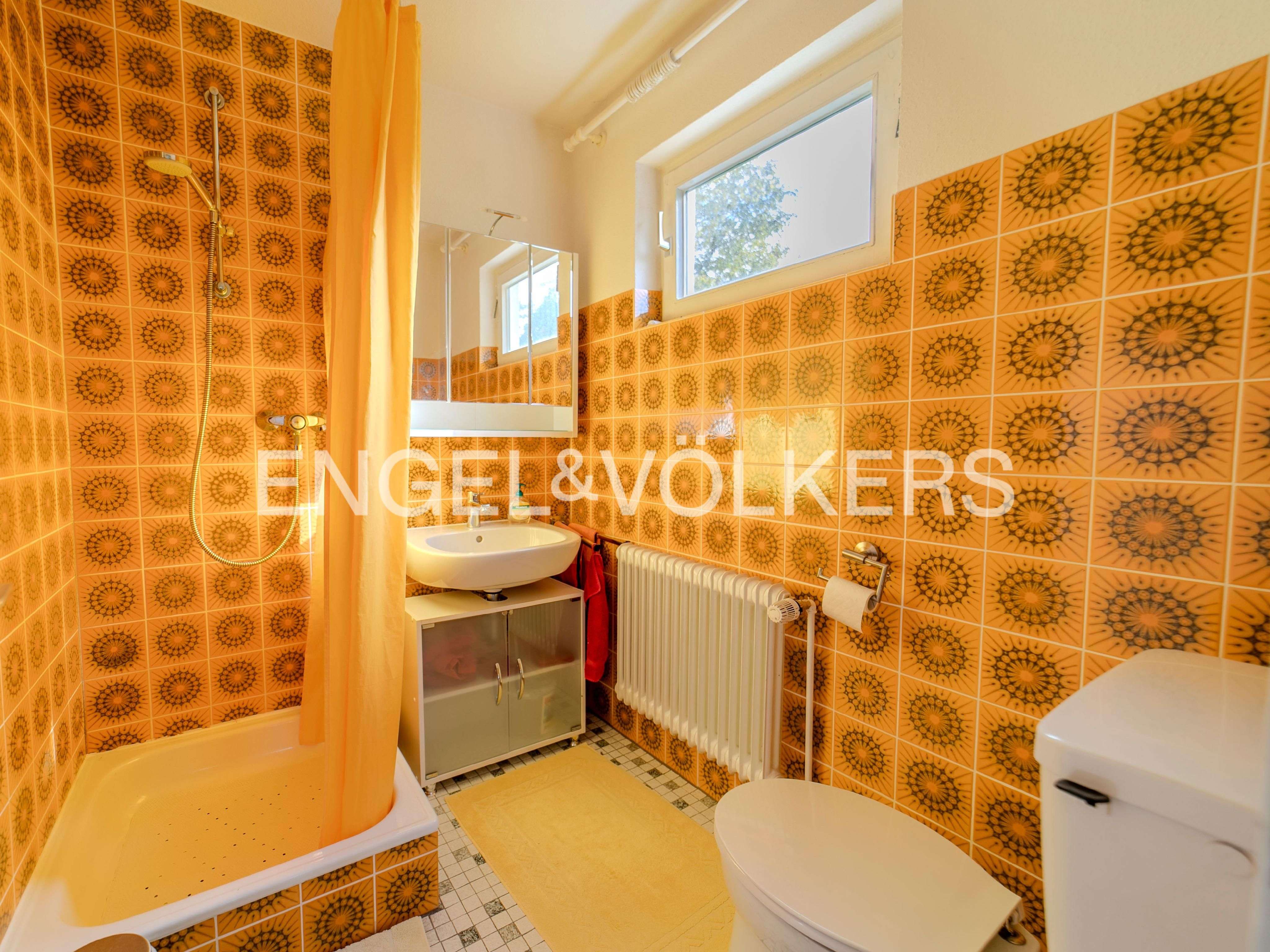 Immobilie in Bonndorf im Schwarzwald - Naturnahes Einfamilienhaus mit Blick ins Grüne - Bild 1