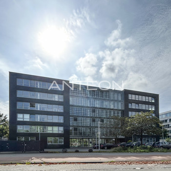 Hochwertige Bürofläche | mit Blick auf den Innenhafen | Provisionsfreie Anmietung