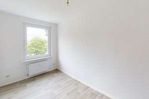 Endlich ein eigenes Zimmer für die Prinzessin – Blankenburgstr. 13, 9114 Furth, Chemnitz – Vorschaubild 2