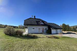 Haus in Fichtelberg/Neubau mit 2 Garagen, Garten, Sauna * Erstbezug nach Renovierung * – Die vollständige Adresse der Immobilie erhältst du vom Anbieter., 95686 Fichtelberg – Vorschaubild 4