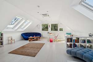 Property thumbnail 10