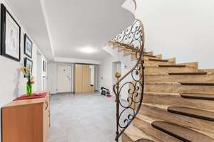 Property thumbnail 50