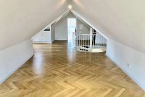 Gemütliche Dachgeschosswohnung in Salzweg! – Die vollständige Adresse der Immobilie erhältst du vom Anbieter., 94121 Salzweg – Vorschaubild 2