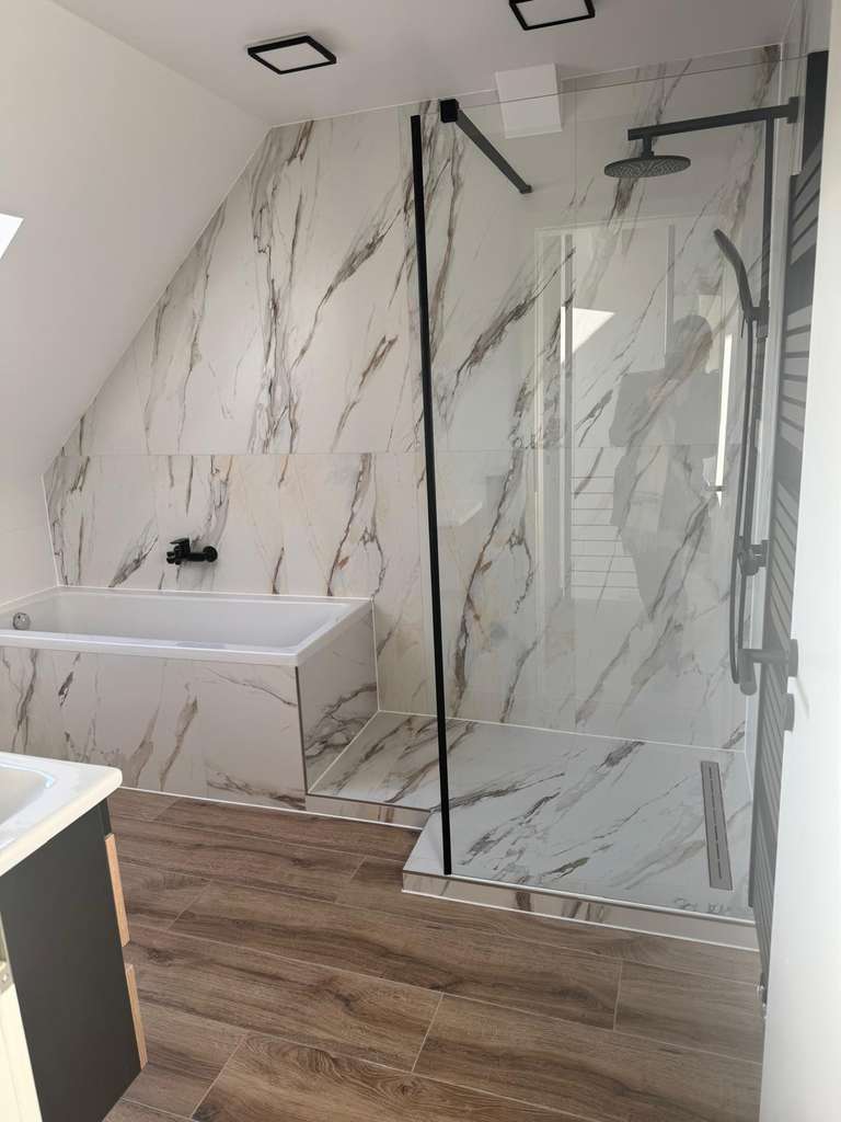 Immobilie in Cremlingen - Einziehen statt renovieren: voll sanierte 3-Zimmer-DG-Wohnung in Destedt mit KWK-Energieversorgung - Bild 3