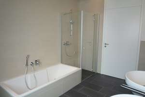 Helle und moderne 5-Zimmer-Dachgeschosswohnung in zentraler Lage – Altenbergstraße 3, 70180 Lehen, Stuttgart – Vorschaubild 3