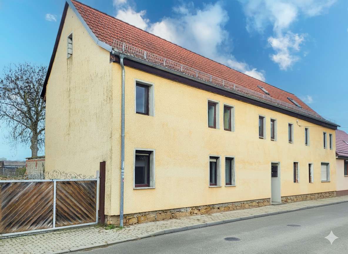 Attraktives Wohnensemble mit Garten und Ausbaureserve, Weimarer Land Kreis – Bild 2