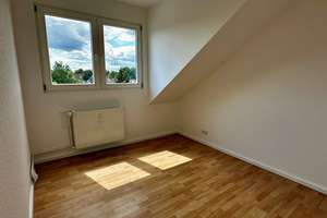 Schwachhausen umfangreich modernisierte 2,5 Zi. DG-Whg. m. Dachterrasse und Kamin, EBK und Bad neu – Die vollständige Adresse der Immobilie erhältst du vom Anbieter., 28213 Neu-Schwachhausen, Bremen – Vorschaubild 9