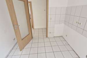 Schöne 3-Zimmer Wohnung direkt am Marktplatz – Hans-Sachs-Straße 16, 46117 Osterfeld-West, Oberhausen – Vorschaubild 4