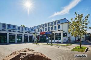 Wohn- und Geschäftshaus/Einkaufspassage, 262 TG-Stellplätze