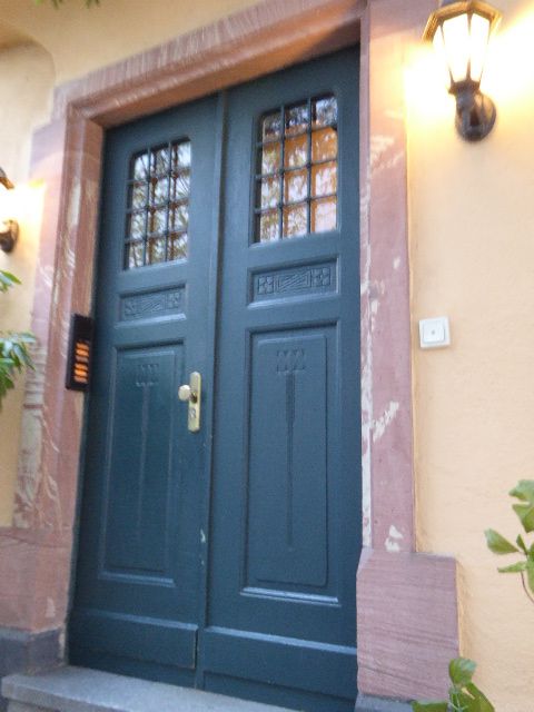 Schicke Altbauwohnung V-E-R-M-I-E-T-E-T... image 2