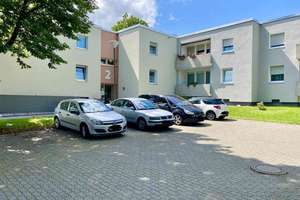 2-Zimmer Wohnung mit Dusche und Terrasse!