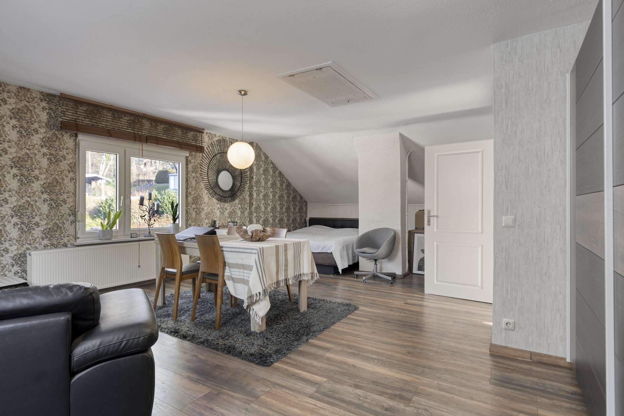 Immobilie in Brachbach - Einzugsbereit! Einfamilienhaus mit Einliegerwohnung in Brachbach * RENOVIERT und teilw. modernisiert - Bild 8