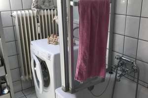 Von Privat:  Gepflegte Zweizimmerwohnung plus ausgebautem Spitzdach in Porz-Wahnheide  – Die vollständige Adresse der Immobilie erhältst du vom Anbieter., 51147 Wahnheide, Köln – Vorschaubild 5