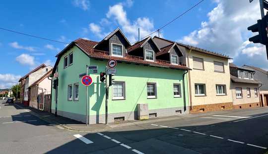 Bild von 2 Familien?
2 x 1-Fam.-Haus im Ortskern von WI-Breckenheim