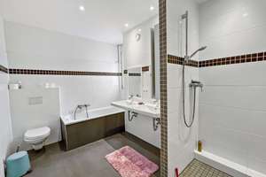 Familienglück in Köpenick: 137 m², 5 Zimmer & 3 Bäder mit Garten – Die vollständige Adresse der Immobilie erhältst du vom Anbieter., 12557 Köpenick, Berlin – Vorschaubild 4