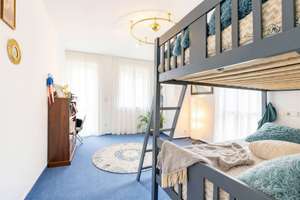 Wohnen mit Mehrwert: Neuwertige Doppelhaushälfte mit Einliegerwohnung, Garten und Fernblick – Die vollständige Adresse der Immobilie erhältst du vom Anbieter., 71088 Holzgerlingen – Vorschaubild 8