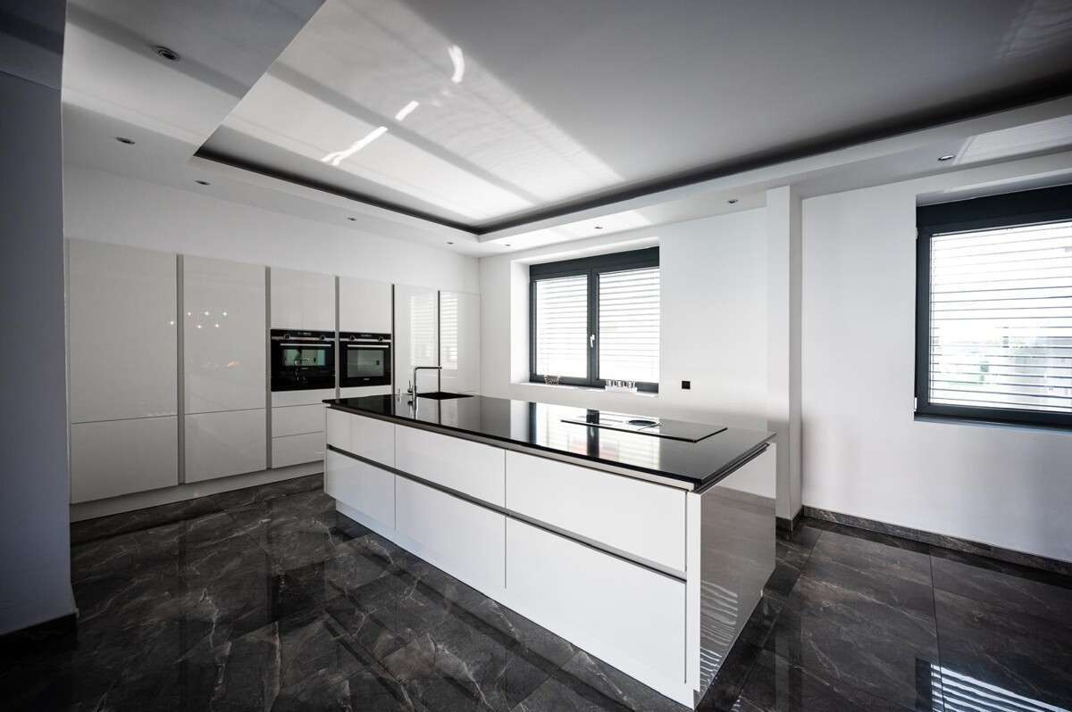 Immobilie in Plankstadt - Großzügiges, sehr schönes Familienhaus mit Garten - Bild 5