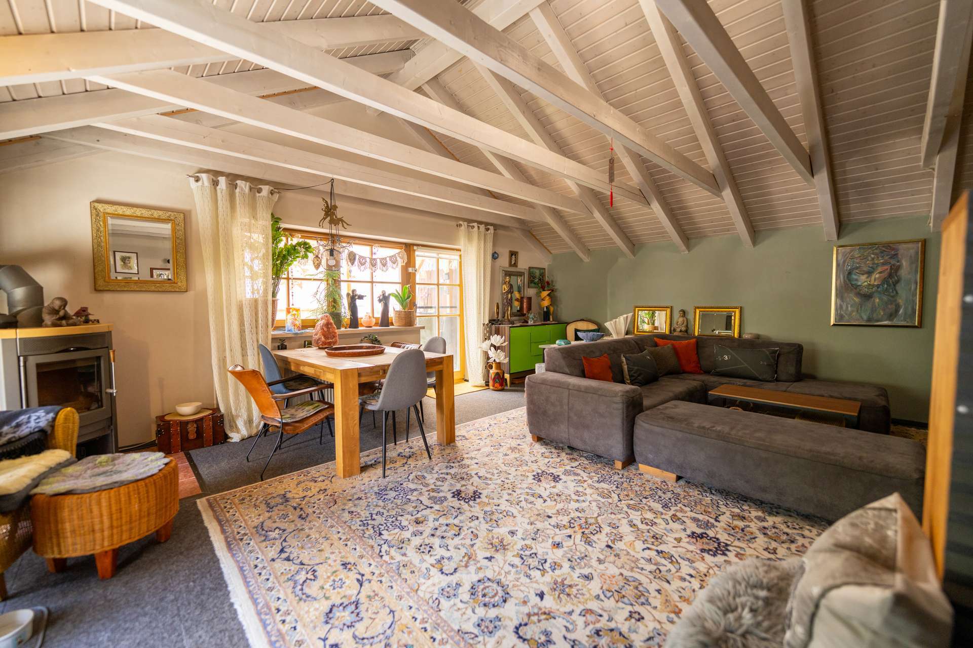 Immobilie in Neustadt bei Coburg - Neue Heizung, neues Bad und schöne Einbauküche! Balkon und Garage! - Bild 1