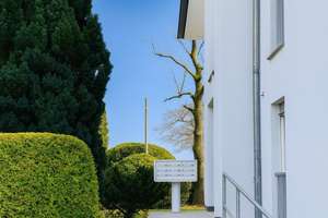 RESERVIERT | DG-Wohnung mit Balkon, Stellplatz und ruhiger Wohnlage in Mahlsdorf – Die vollständige Adresse der Immobilie erhältst du vom Anbieter., 12623 Mahlsdorf, Berlin – Vorschaubild 1