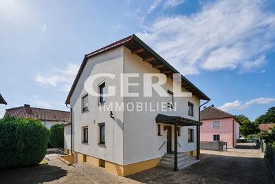 Ein- oder Zweifamilienhaus mit Potenzial in 2. Bebauungsreihe