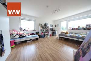 Doppelhaus/Zweifamilienhaus in schöner, ruhiger Wohnlage! – Die vollständige Adresse der Immobilie erhältst du vom Anbieter., 89185 Hüttisheim – Vorschaubild 8