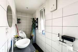 F&D | Sanierungsbedürftige 3-Familien-Doppelhaushälfte mit Garage - Denkmalschutz – Die vollständige Adresse der Immobilie erhältst du vom Anbieter., 78532 Tuttlingen – Vorschaubild 12