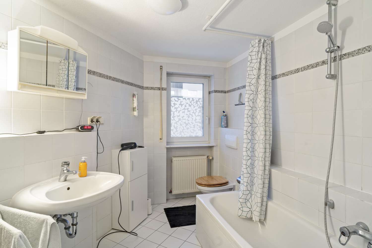 Immobilie in Kelkheim - Attraktive 2-Zimmer-Eigentumswohnung mit Potenzial – solide Kapitalanlage mit Perspektive - Bild 3