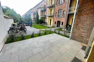 2 Zimmer Erdgeschosswohnung mit großer Sonnenterrasse, auf Wunsch mit Küche möglich