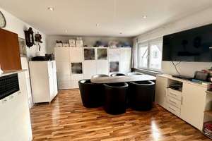 Einfamilienhaus mit Einliegerwohnung (linke DHH) in guter Lage von S-Zuffenhausen  – Die vollständige Adresse der Immobilie erhältst du vom Anbieter., 70435 Zuffenhausen-Mönchsberg, Stuttgart – Vorschaubild 11