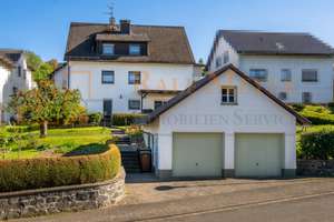 * Für die Familie. Sonnige Lage in Burgsolms! * – Die vollständige Adresse der Immobilie erhältst du vom Anbieter., 35606 Solms – Vorschaubild 2