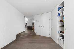 Top-Villenanwesen mit Pool & Park-Grundstück! Garden-Lounge-House! 4 Bäder! 2 Doppel-Garagen! – Duisburg – Vorschaubild 6