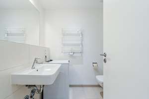 Stilvolle 2-Zimmer-Wohnung mit Balkon, Lift und EBK in Mitte – Chausseestr. 57-60, 10115 Mitte (Ortsteil), Berlin – Vorschaubild 15