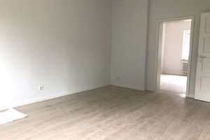* ab 01.07. * sanierte 2 Raumwohnung, große Wohnküche, Sonnenbalkon, Tageslichtbad – Fröbelstrasse 100, 47053 Hochfeld, Duisburg – Vorschaubild 12