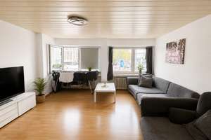 Viel Platz mitten in Düsseldorf – großzügige 2-Zimmer-Wohnung am Wehrhahn – 40211 Stadtmitte, Düsseldorf – Vorschaubild 2