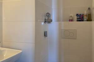Mit Alpenblick: Helle 3-Zimmer-Wohnung mit windgeschützter Loggia und TG-Stellplatz in Neuperlach – Die vollständige Adresse der Immobilie erhältst du vom Anbieter., 81737 Neuperlach, München – Vorschaubild 10