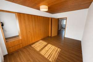 Großzügige 4-Zimmer-Wohnung mit Südbalkon und Klimaanlage in Wangen – Hauptstraße 36, 73117 Wangen – Vorschaubild 3
