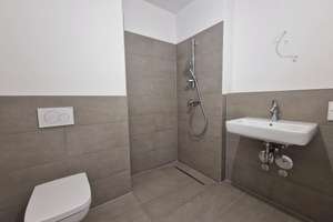 Exklusive 4-Zimmer-Neubauwohnung mit Loggia & Balkon – Wohnen mit Rheinblick – 55130 Weisenau, Mainz – Vorschaubild 5