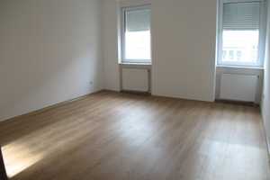 GUT AUFGETEILTE 3-ZIMMERWOHNUNG IN EINEM ALTBAU IN DER PFORZHEIMER-SÜDWESTSTADT – Bleichstraße 109, 75173 Pforzheim – Vorschaubild 1