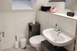 *Neuwertig & Zentral*: Geräumige 4-Zi.-Wohnung mit Balkon & Gäste-WC in Westerbeck – Die vollständige Adresse der Immobilie erhältst du vom Anbieter., 38524 Sassenburg – Vorschaubild 8