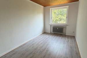 3- Zimmer Wohnung im Bremen in einer Ruhigen Lage – Die vollständige Adresse der Immobilie erhältst du vom Anbieter., 28239 Ohlenhof, Bremen – Vorschaubild 3