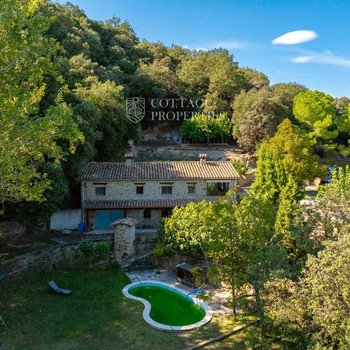 Rustikales Bauernhaus mit Grundstück zum Verkauf in Falgons, Sant Miquel de Campmajor, Pla de l'Esta
