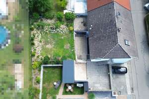 Teilmodernisiertes Zweifamilienhaus mit Terrasse, Garten, Doppelgarage und Ausbaupotenzial – Die vollständige Adresse der Immobilie erhältst du vom Anbieter., 79802 Dettighofen – Vorschaubild 27